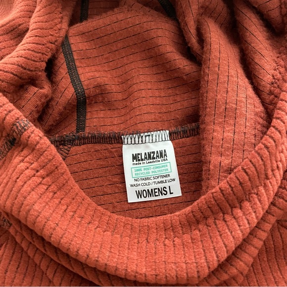 ❤️🏔2024 Melanzana V2 Microgrid Hoodie Canyon color Womens Large Melly - Picture 2 of 15